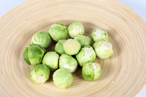 Rezeptidee Rosenkohl mit Zucchinicreme