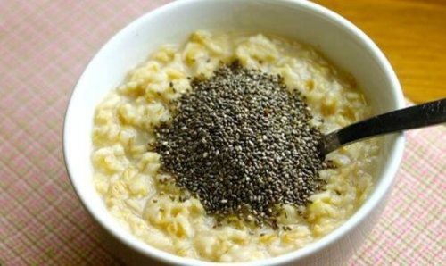 Hafer mit Chiasamen
