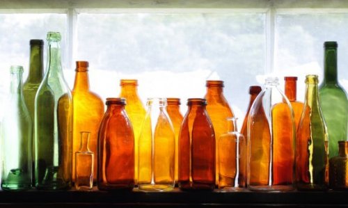 Glasflaschen für deinen Garten: Dekotipp