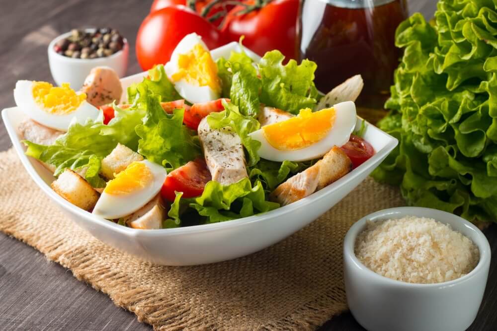 Salate mit Ei, die dich entzücken werden!