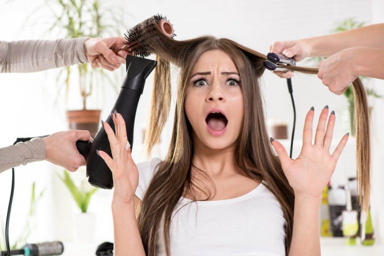 7 natürliche Behandlungen gegen trockenes und sprödes Haar