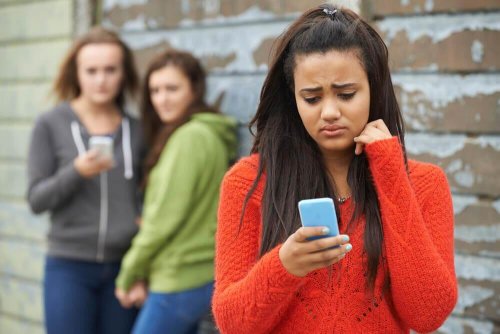 Es hilft bei emotionalem Mobbing, die Angreifer zu ignorieren