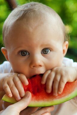 6 Lebensmittel, die in der Ernährung deines Kindes nicht fehlen sollten