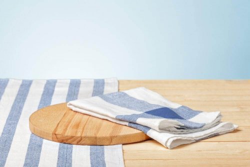 Selbstgemachte Kosmetik-Organizer aus Handtüchern
