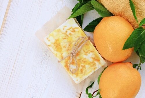 Selbsgemachte Orangenseife