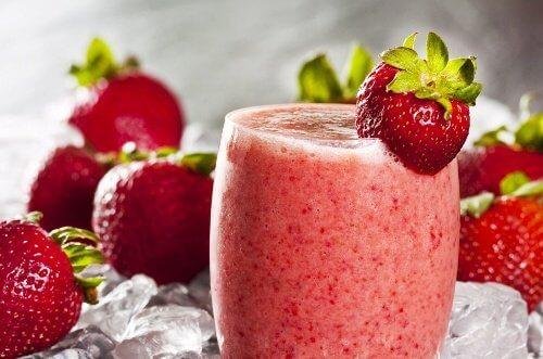 kalorienarmer Smoothie - Erdbeere