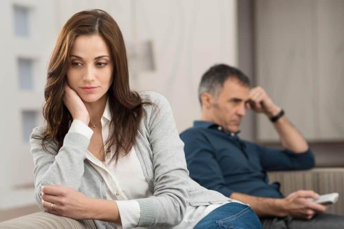 Die Liebe zu einem verheirateten Mann bringt oft Probleme mit sich