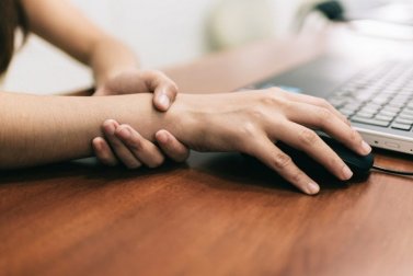 Das Karpaltunnelsyndrom und seine Behandlungsmöglichkeiten