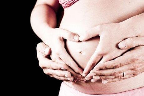 Schwangerschaft: die Unterstützung der Familie ist grundlegend!