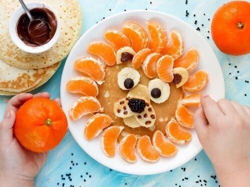 übergewichtige Kinder - Obst