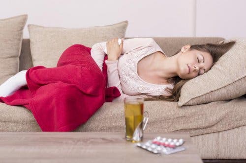 Natürliche Heilmittel gegen Menstruationsbeschwerden