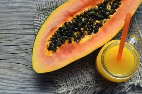 3 leckere Smoothies mit Papaya für zwischendurch