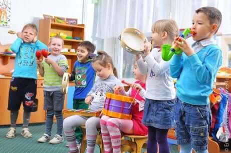 Kinder mit Autismus: Musiktherapie