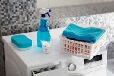 Ölflecken entfernen: 5 Produkte, um deine Wäsche schonend zu behandeln