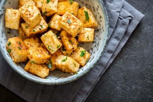 2 Rezepte mit Tofu, die du unbedingt ausprobieren solltest!
