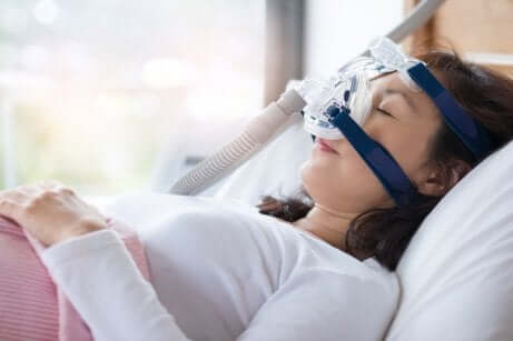 Überdruckbeatmung (CPAP) gegen Schnarchen