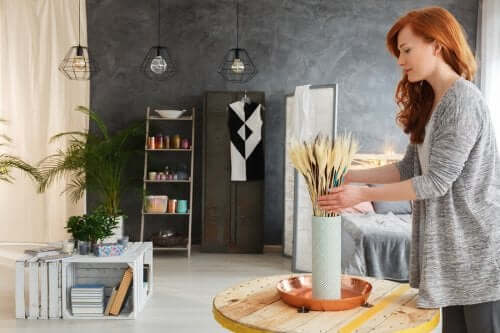 Dekoriere dein Wohnzimmer mit recyceltem Material! 5 Tipps