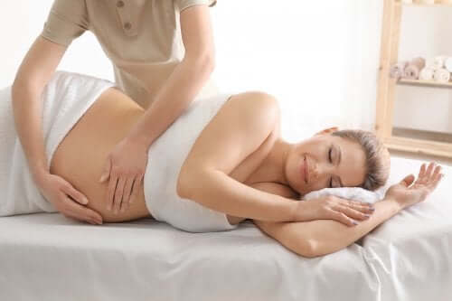 Pränatale Massage: 4 Vorteile