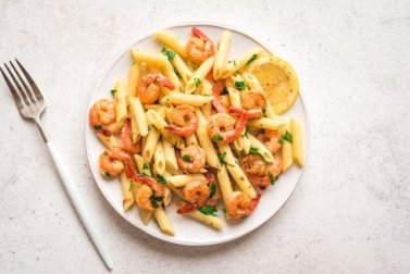 Rezept für Nudeln mit Garnelen und Zitrone