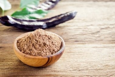 Johannisbrotkernmehl: 6 gesundheitliche Vorteile