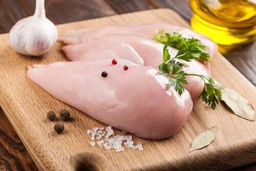 Hähnchenbrust für ein kalorienarmes Abendessen