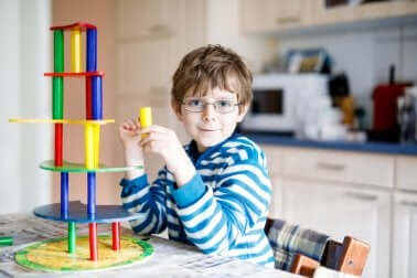 Anzeichen für Sehbeschwerden bei Kindern