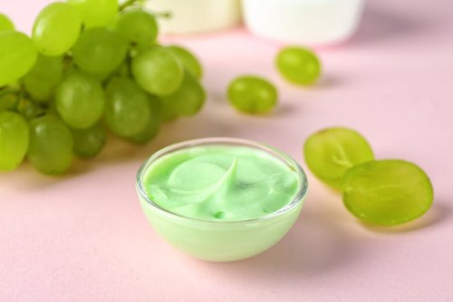 Anit-Falten-Nachtcreme mit Traubenkernöl