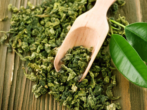 Grüner Tee gegen Akne