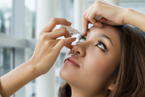 Oxymetazolin für die Augen: Wann wird es angewandt?