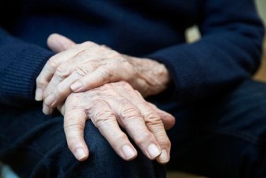 Der essentielle Tremor: Ursachen und Symptome