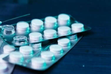 Wissenswertes über ASS (Acetylsalicylsäure) und die Anwendung dieses Wirkstoffes
