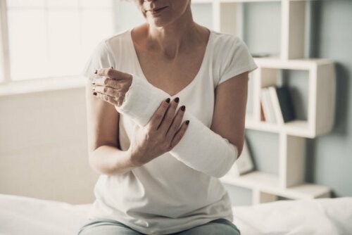 Frozen Shoulder durch Gipsverband