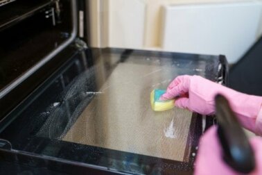 Wie man den Backofen reinigt: 5 Tipps