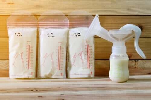 Muttermilch lagern: Darauf musst du achten
