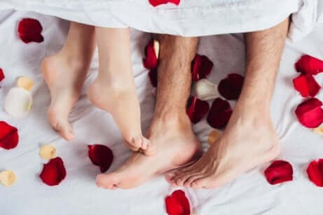 Eine unvergessliche Hochzeitsnacht vorbereiten