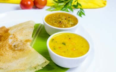 Neue Rezepte für vegetarische Suppen: Indische Sambar-Suppe