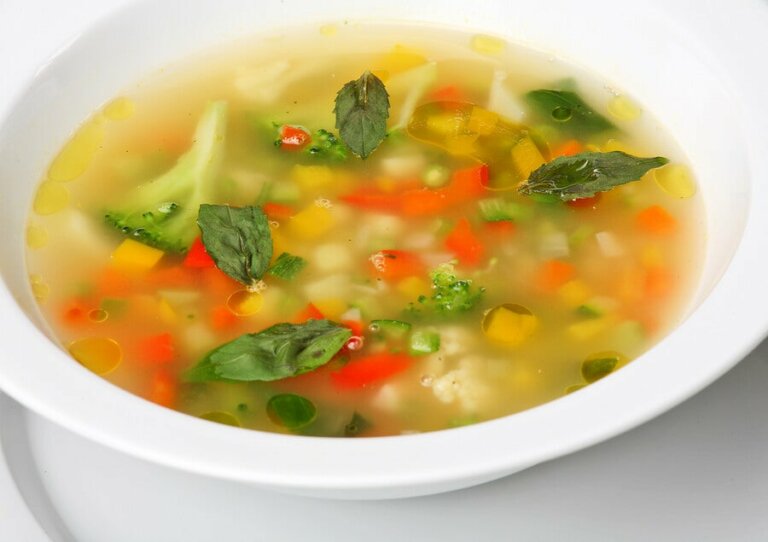 4 vegetarische Suppen für die ganze Familie