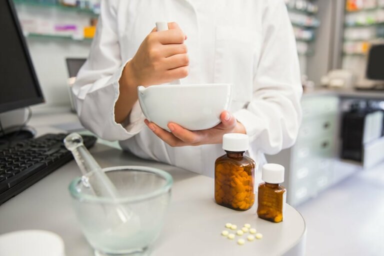 Darf man Tabletten zerkleinern? 6 mögliche Risiken