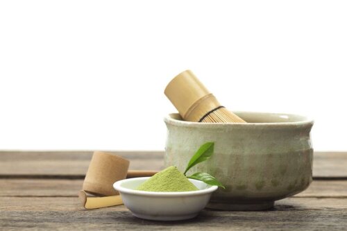 Matcha-Tee