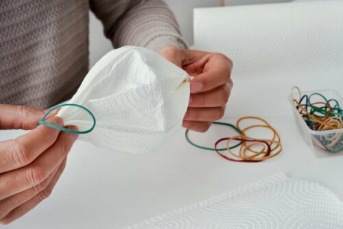 Stoffmaske oder Papiermaske