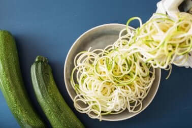 Spaghetti mit Zucchini und Karotten 