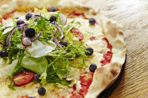 Zubereitung der Pizza napoletana