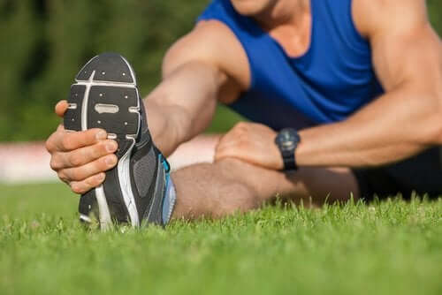 Ischiasschmerzen mit Sport - Wadendehnung