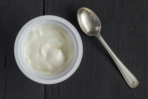 Joghurt in der Ernährung im Alter