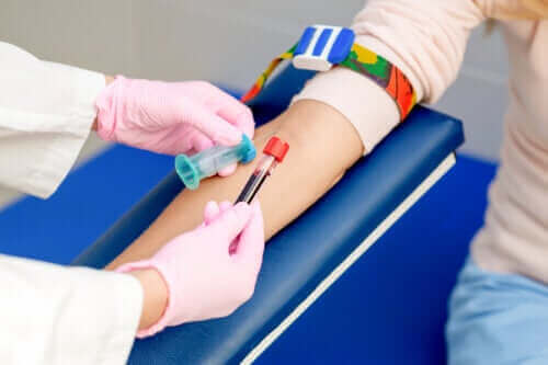 Blutabnahme beim Arzt: Warum ist es wichtig, dass du nüchtern bist?