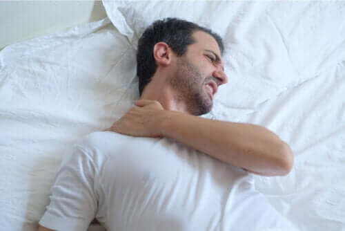 Schulter-Tendinitis: Tipps für einen besseren Schlaf