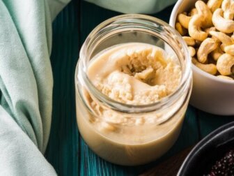 Cashew-Creme: Eigenschaften, Zubereitung und Verwendung