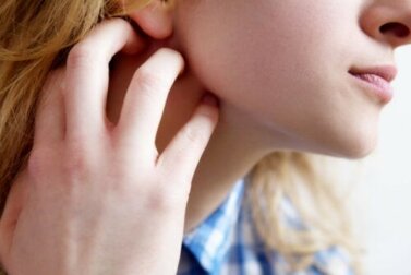 Juckreiz auf der Haut (Pruritus): Symptome, Ursachen und Empfehlungen