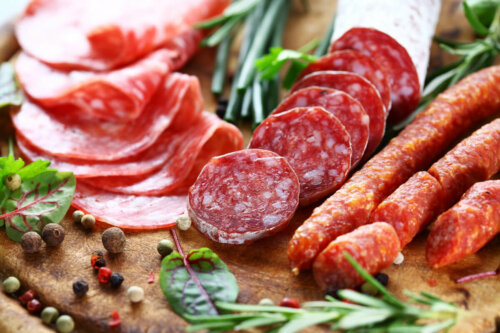 Nahrungsmittelzusatzstoffe in Wurstwaren