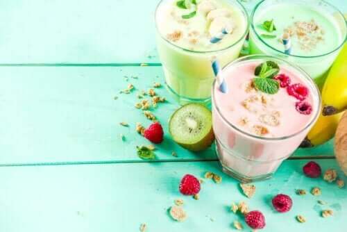 5 Fruchtsmoothies, die Energie liefern